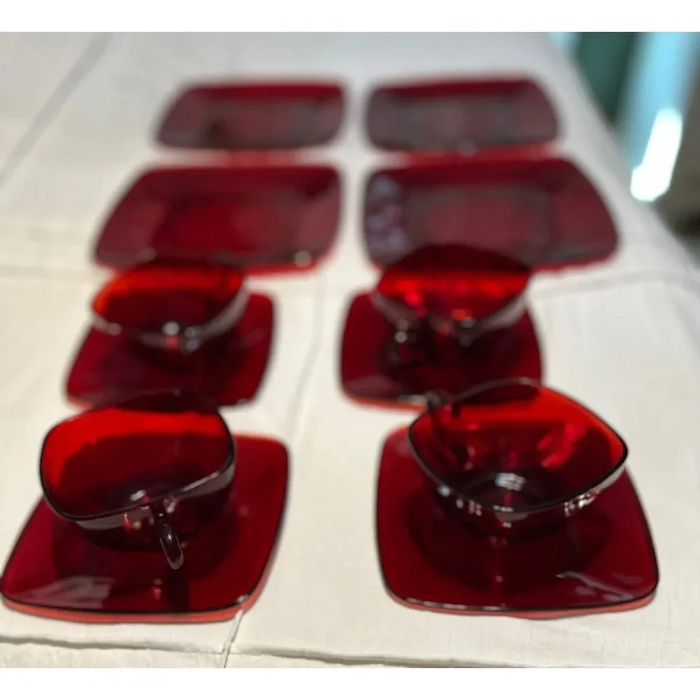 Vintage Anchor Hocking Royal Ruby Charm 4 place Set Square LIKE NEW 50's-60's